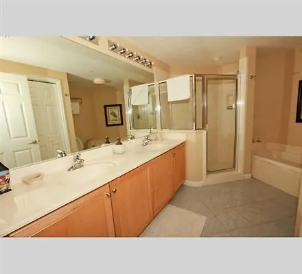 Paradise Island Beach Club Creek Village 0*,  Bahamy