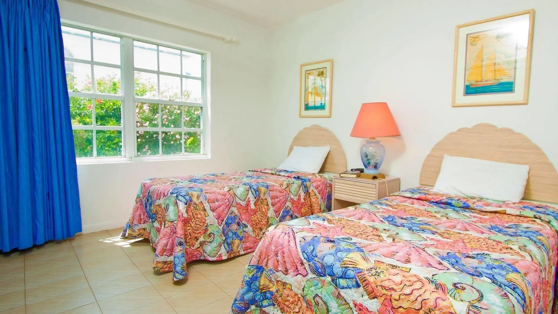 Paradise Island Beach Club Creek Village Apartment