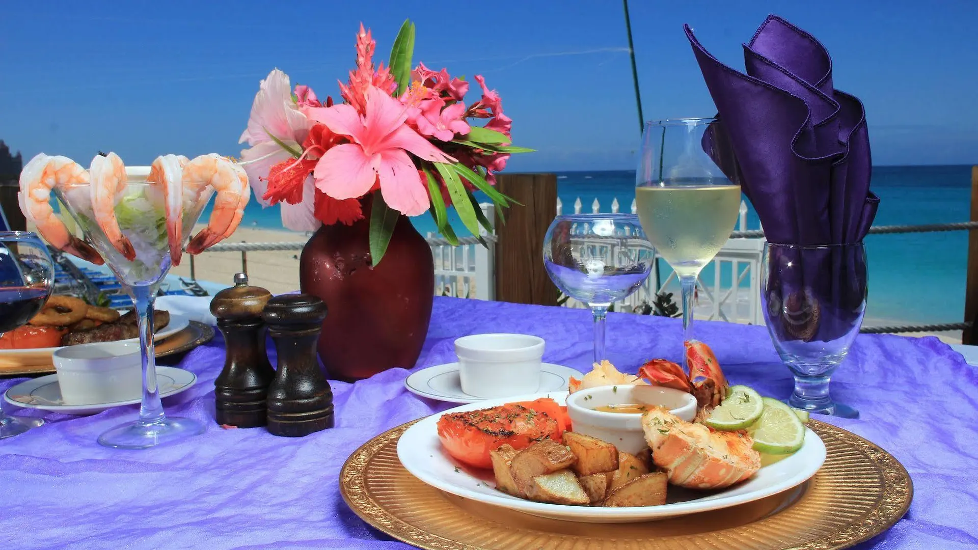 Paradise Island Beach Club Creek Village